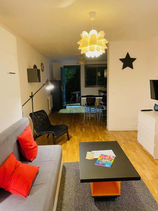 Grand Studio De 38M2 Et Cour Independante De 25M2 Dont Wifi Et Netflix Montpellier Exterior foto